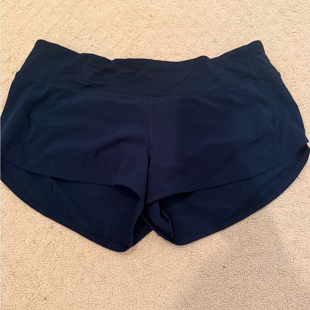 lululemon athletica Deep Blue Athletic Shorts low rise 2.5